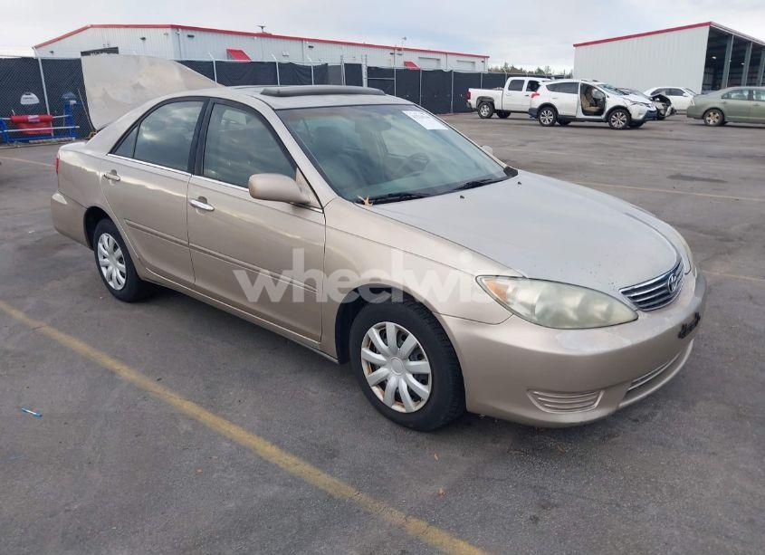2006 Toyota Camry LE (VIN 4T1BE32K46U725060) main photo