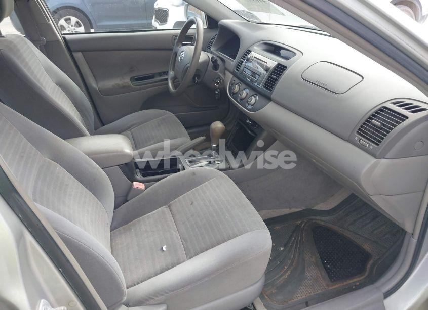 Photo 5 of 2006 Toyota Camry LE (VIN 4T1BE32K46U726273)
