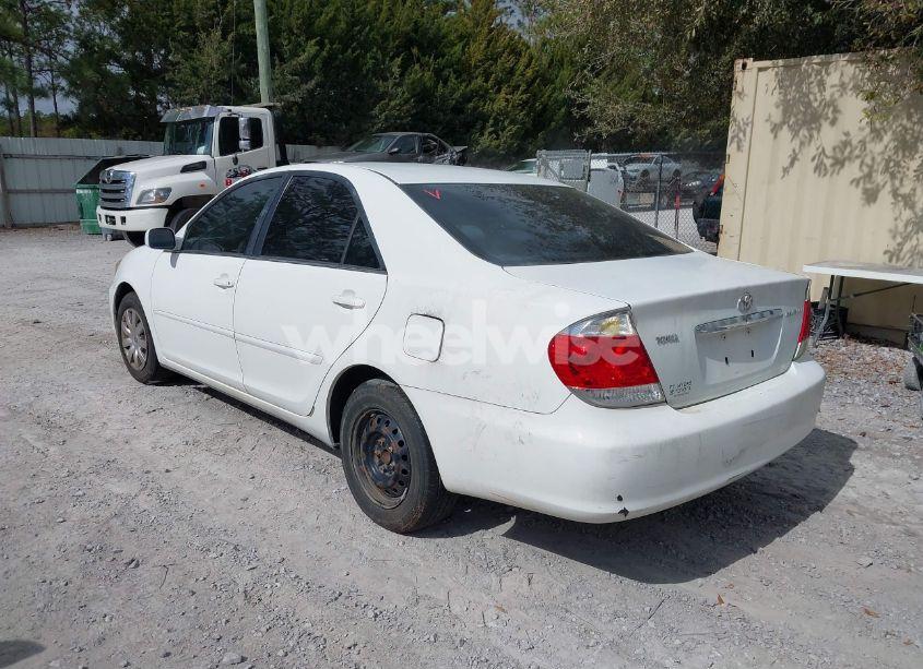 Photo 3 of 2006 Toyota Camry LE (VIN 4T1BE32K46U730386)