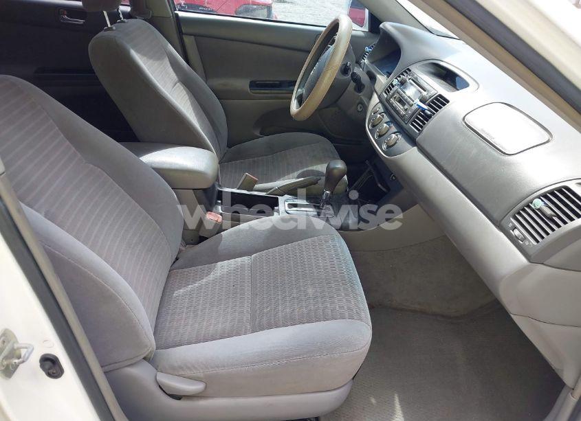 Photo 5 of 2006 Toyota Camry LE (VIN 4T1BE32K46U730386)
