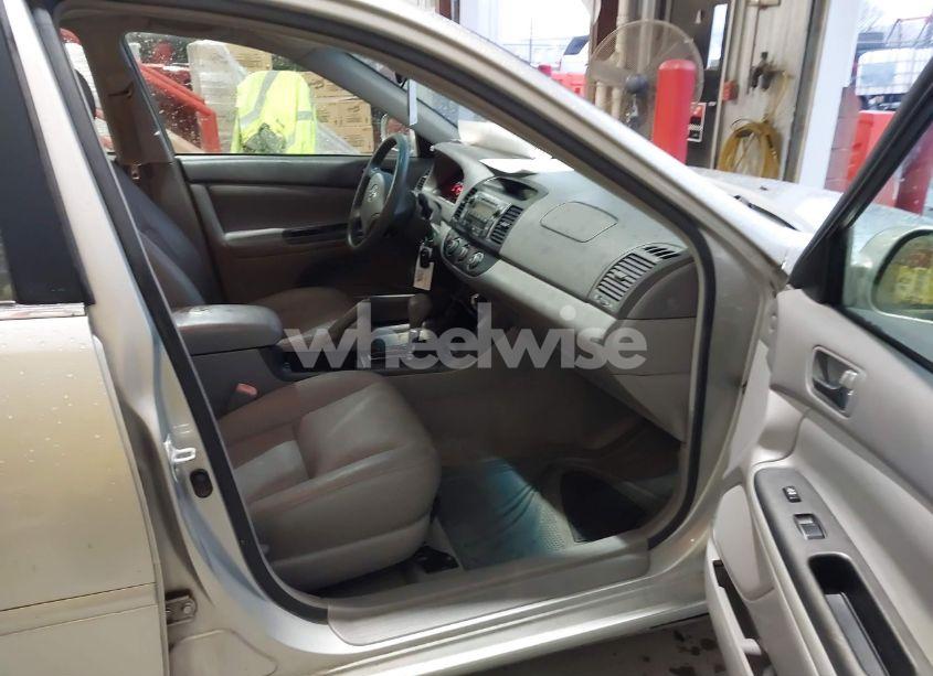 Photo 5 of 2006 Toyota Camry LE (VIN 4T1BE32K46U732879)