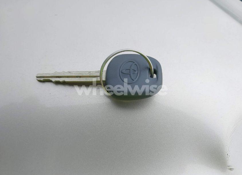 Photo 11 of 2002 Toyota Camry LE (VIN 4T1BE32K52U042004)