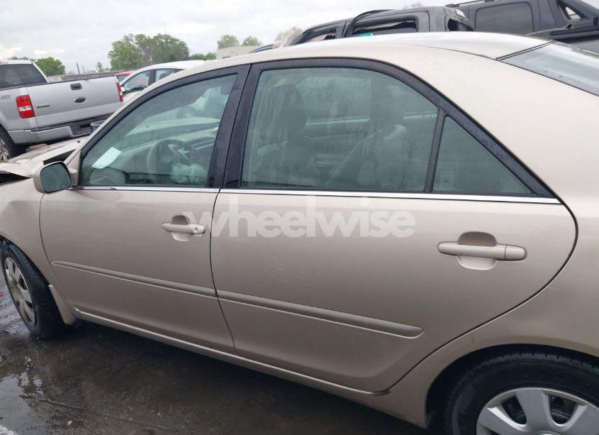 Photo 15 of 2002 Toyota Camry LE (VIN 4T1BE32K52U042004)