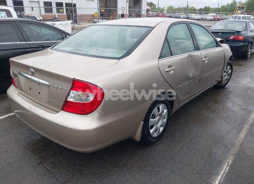 Photo 4 of 2002 Toyota Camry LE (VIN 4T1BE32K52U042004)