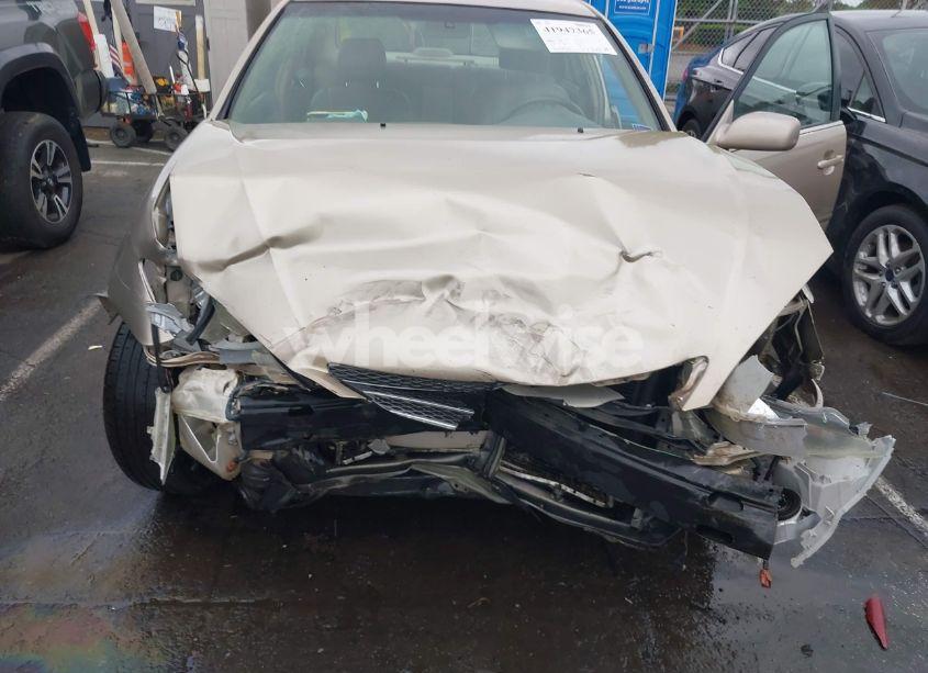 Photo 6 of 2002 Toyota Camry LE (VIN 4T1BE32K52U042004)