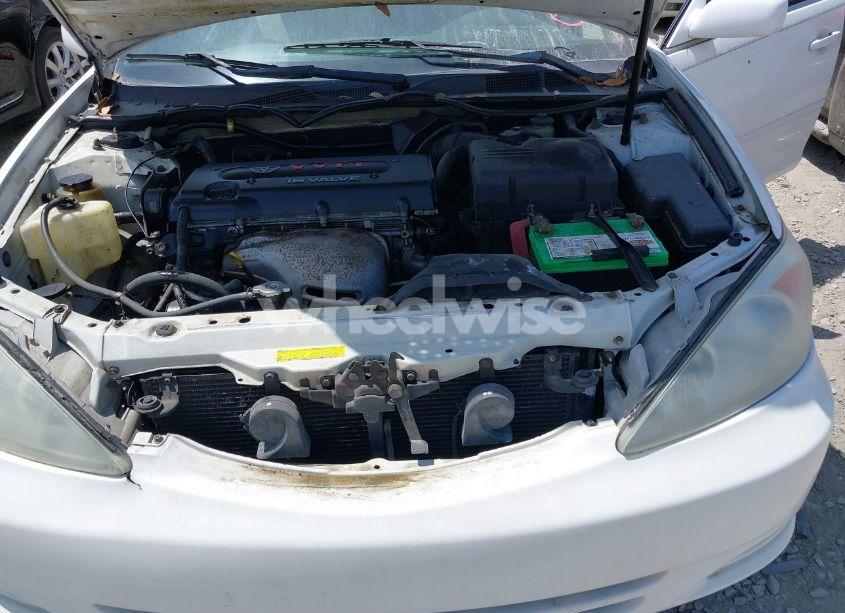 Photo 10 of 2002 Toyota Camry LE (VIN 4T1BE32K52U048336)