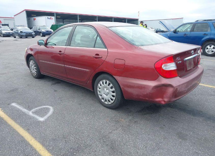 Photo 3 of 2002 Toyota Camry XLE (VIN 4T1BE32K52U050006)