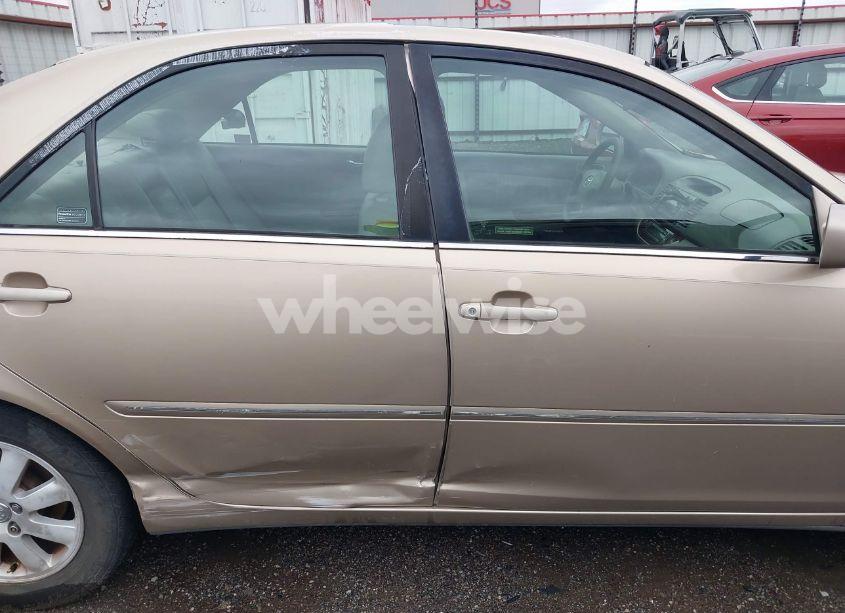 Photo 13 of 2002 Toyota Camry XLE (VIN 4T1BE32K52U086150)