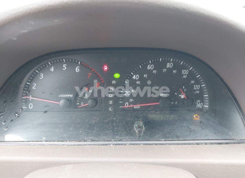 Photo 7 of 2002 Toyota Camry XLE (VIN 4T1BE32K52U086150)