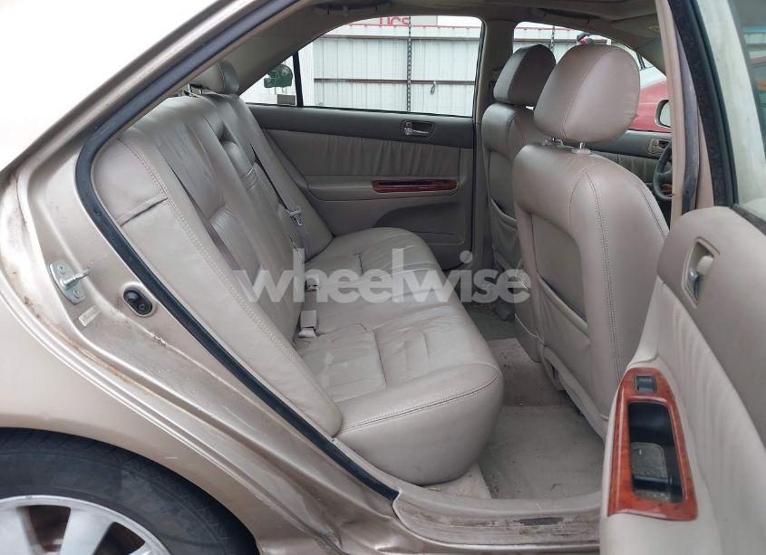 Photo 8 of 2002 Toyota Camry XLE (VIN 4T1BE32K52U086150)