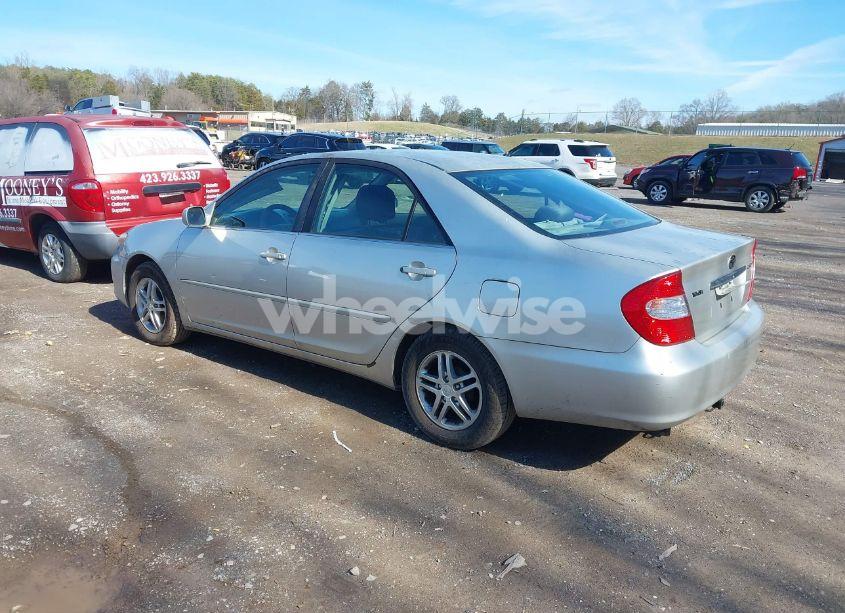 Photo 3 of 2002 Toyota Camry LE (VIN 4T1BE32K52U506649)