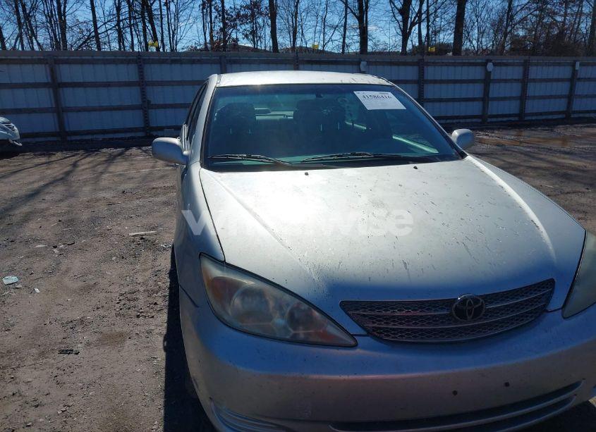 Photo 6 of 2002 Toyota Camry LE (VIN 4T1BE32K52U506649)
