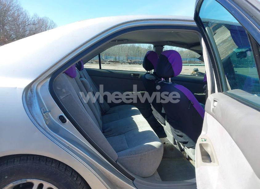 Photo 8 of 2002 Toyota Camry LE (VIN 4T1BE32K52U506649)