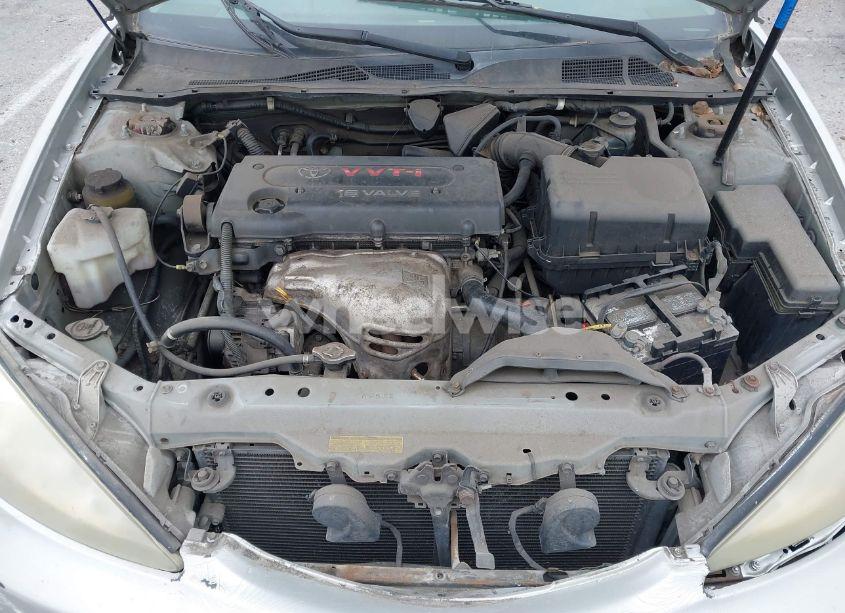 Photo 6 of 2002 Toyota Camry LE (VIN 4T1BE32K52U542020)