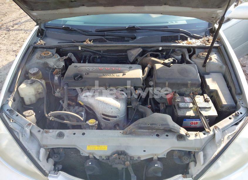 Photo 10 of 2002 Toyota Camry LE (VIN 4T1BE32K52U551851)