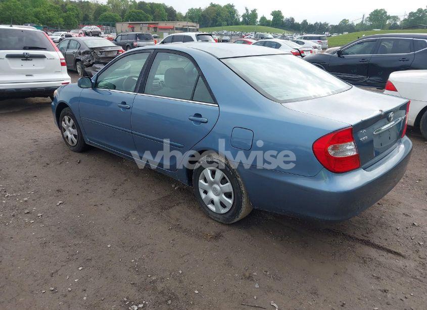Photo 3 of 2002 Toyota Camry LE (VIN 4T1BE32K52U594800)