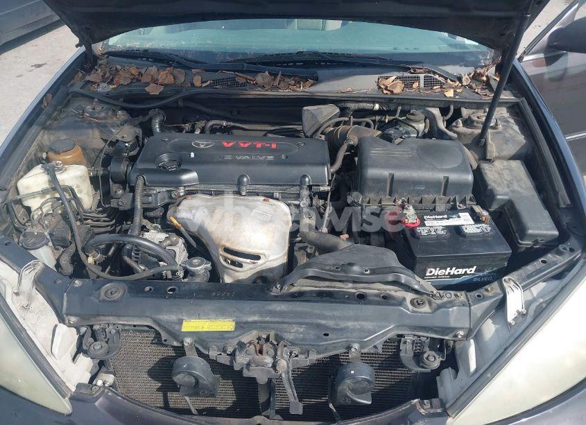 Photo 10 of 2002 Toyota Camry XLE (VIN 4T1BE32K52U609926)