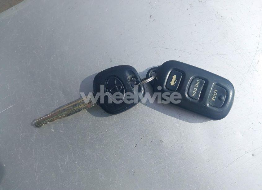 Photo 11 of 2002 Toyota Camry XLE (VIN 4T1BE32K52U609926)