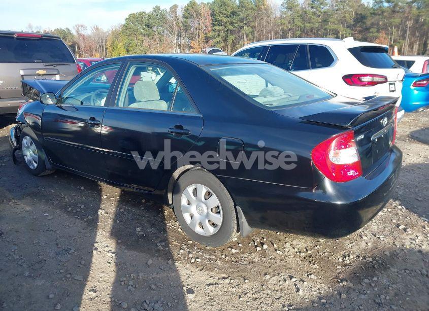 Photo 3 of 2002 Toyota Camry LE (VIN 4T1BE32K52U616147)