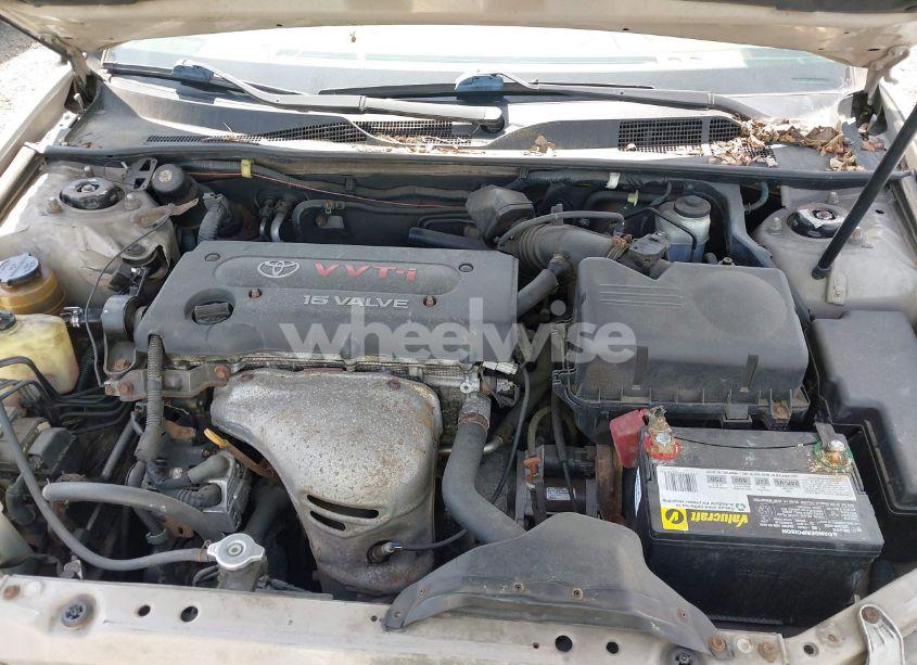 Photo 10 of 2002 Toyota Camry LE (VIN 4T1BE32K52U636897)