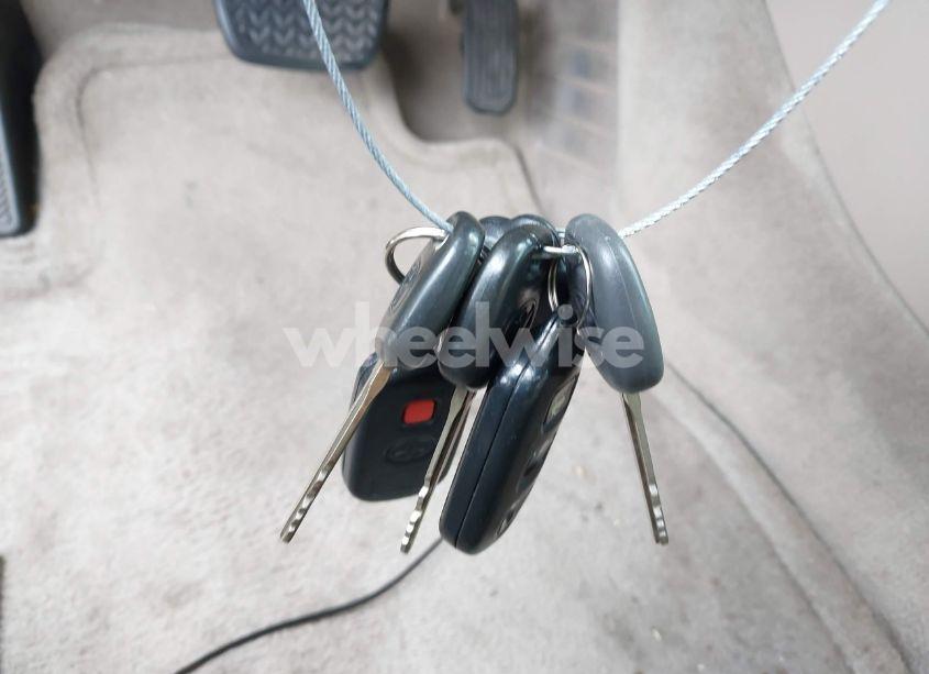 Photo 11 of 2003 Toyota Camry XLE (VIN 4T1BE32K53U133842)