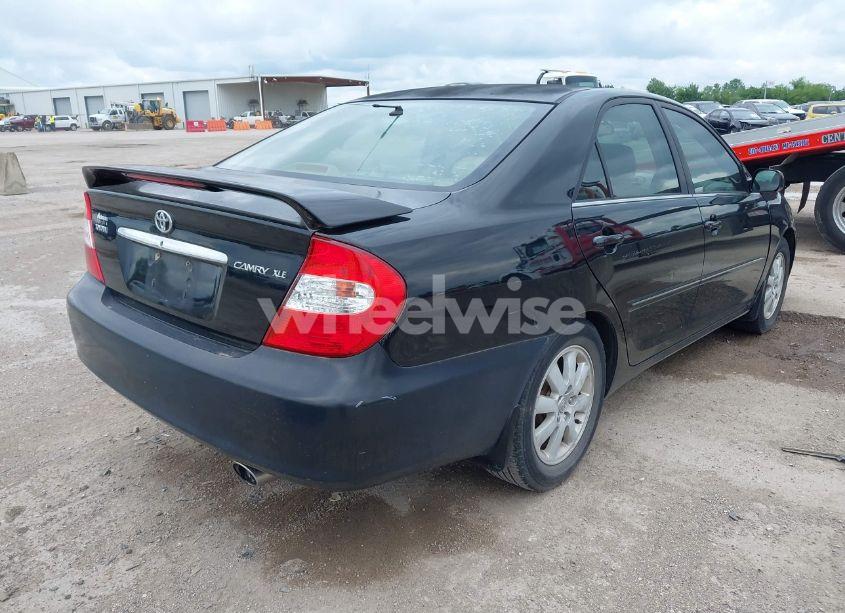 Photo 4 of 2003 Toyota Camry XLE (VIN 4T1BE32K53U133842)