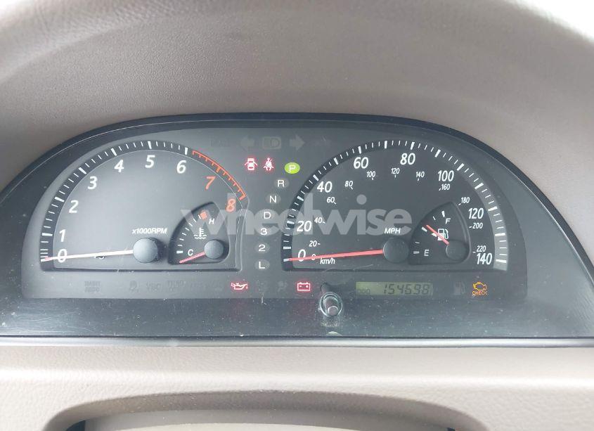 Photo 7 of 2003 Toyota Camry XLE (VIN 4T1BE32K53U133842)