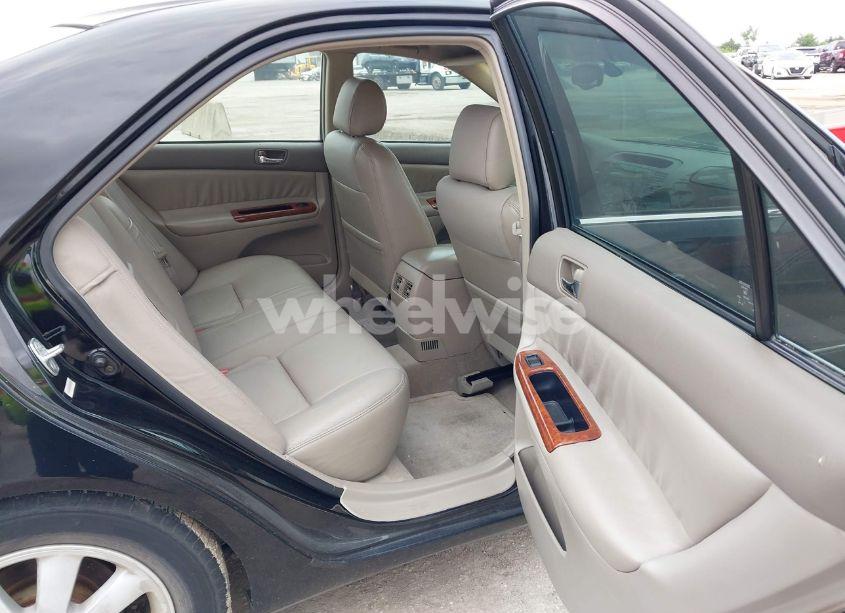 Photo 8 of 2003 Toyota Camry XLE (VIN 4T1BE32K53U133842)