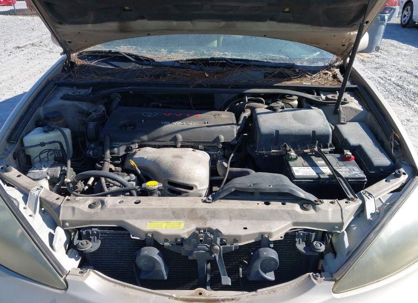 Photo 10 of 2003 Toyota Camry SE (VIN 4T1BE32K53U145862)