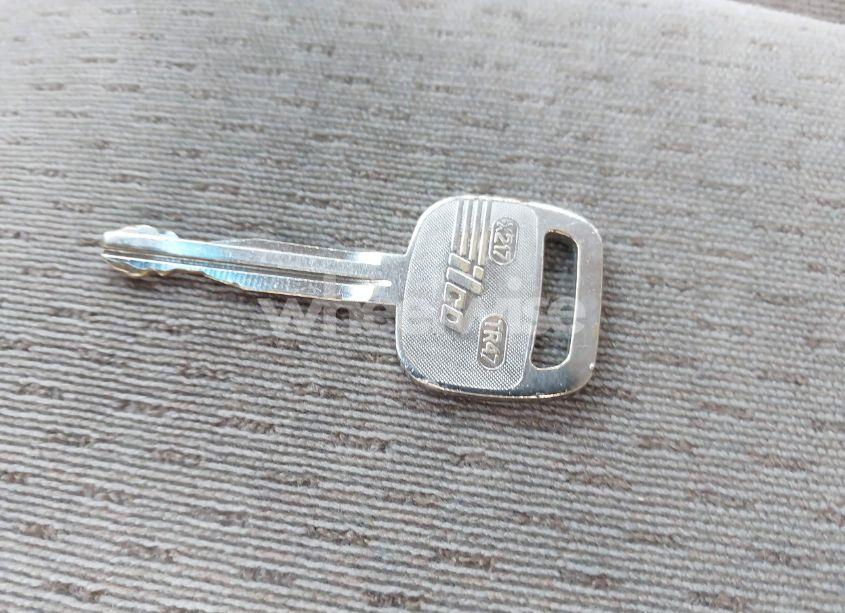 Photo 11 of 2003 Toyota Camry LE (VIN 4T1BE32K53U171619)