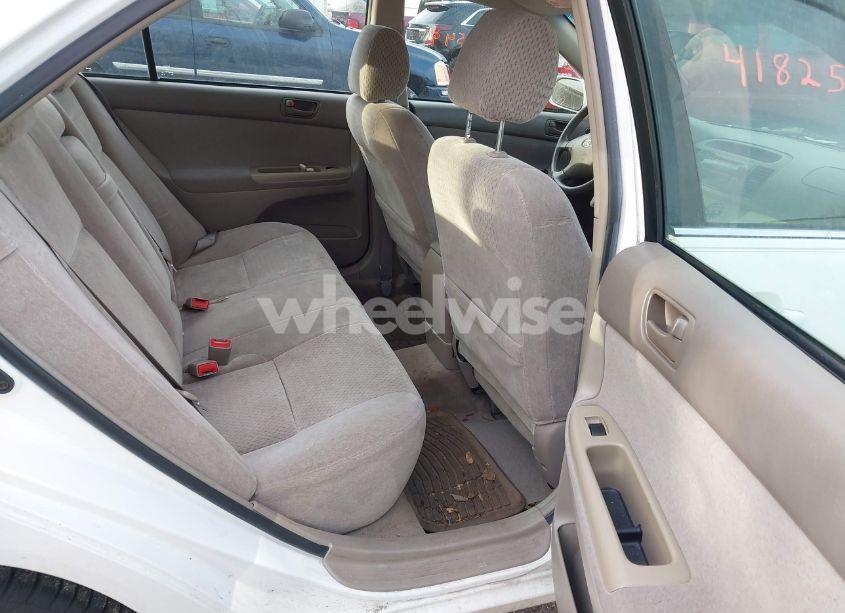 Photo 8 of 2003 Toyota Camry LE (VIN 4T1BE32K53U171619)