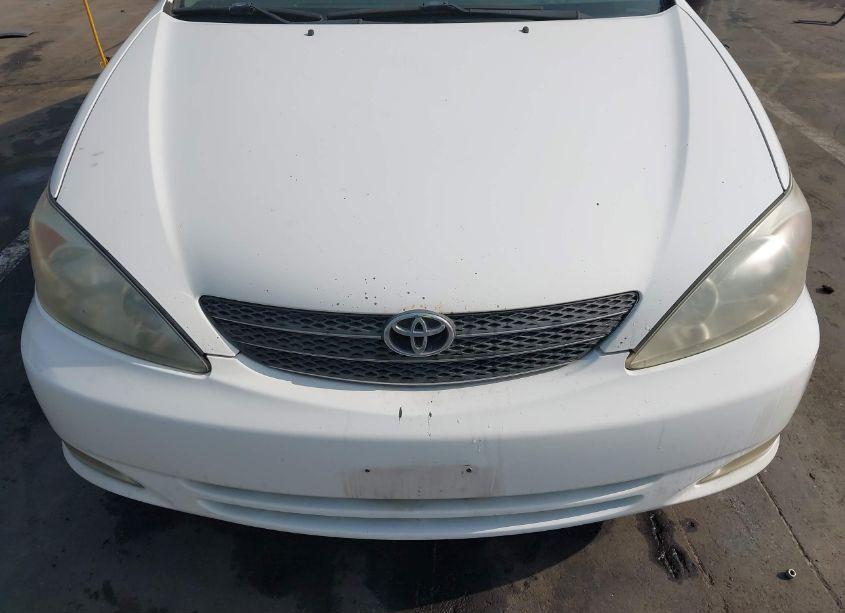 Photo 6 of 2003 Toyota Camry XLE (VIN 4T1BE32K53U192339)
