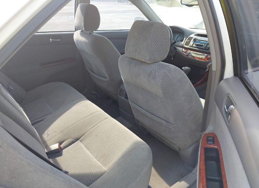 Photo 8 of 2003 Toyota Camry XLE (VIN 4T1BE32K53U192339)