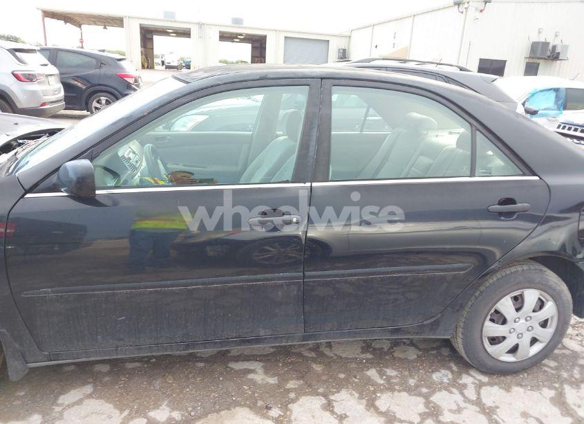 Photo 14 of 2003 Toyota Camry LE/SE/XLE (VIN 4T1BE32K53U195998)