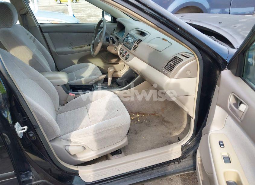 Photo 5 of 2003 Toyota Camry LE/SE/XLE (VIN 4T1BE32K53U195998)