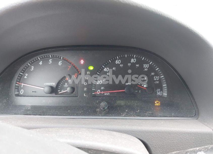 Photo 7 of 2003 Toyota Camry LE (VIN 4T1BE32K53U200763)