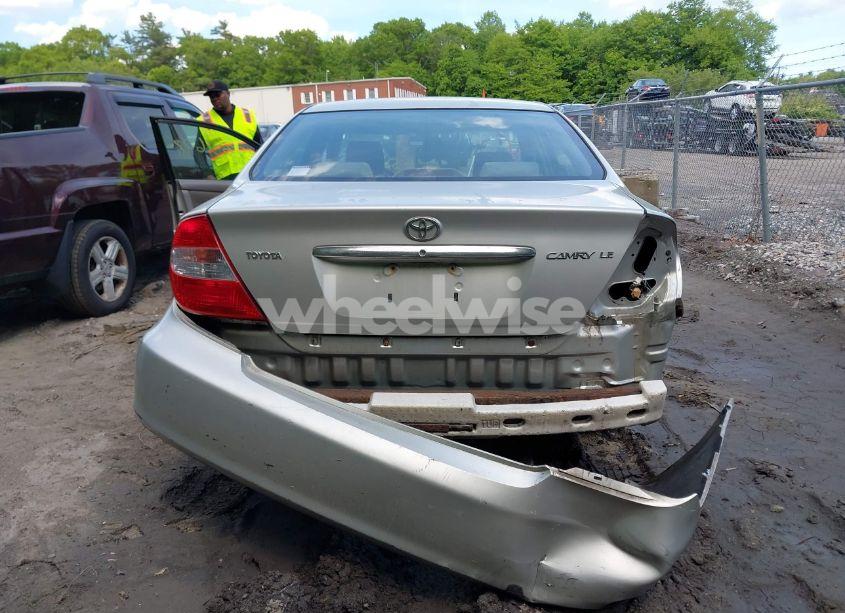 Photo 6 of 2003 Toyota Camry LE (VIN 4T1BE32K53U203176)