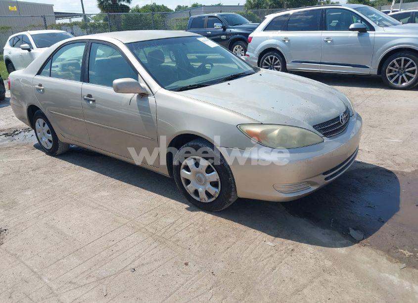 2003 Toyota Camry LE/SE/XLE (VIN 4T1BE32K53U228711) main photo
