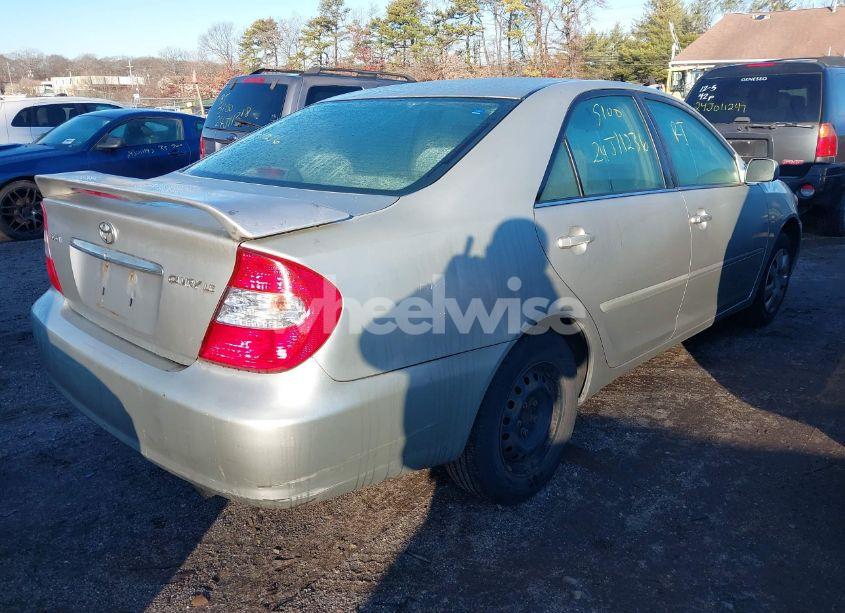 Photo 4 of 2003 Toyota Camry LE (VIN 4T1BE32K53U237943)