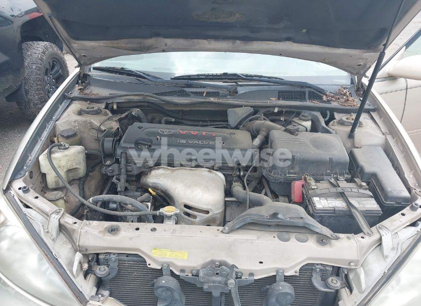 Photo 10 of 2003 Toyota Camry LE (VIN 4T1BE32K53U241944)