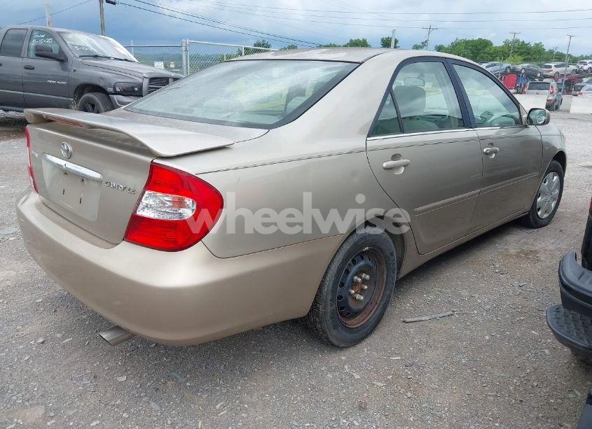 Photo 4 of 2003 Toyota Camry LE (VIN 4T1BE32K53U241944)