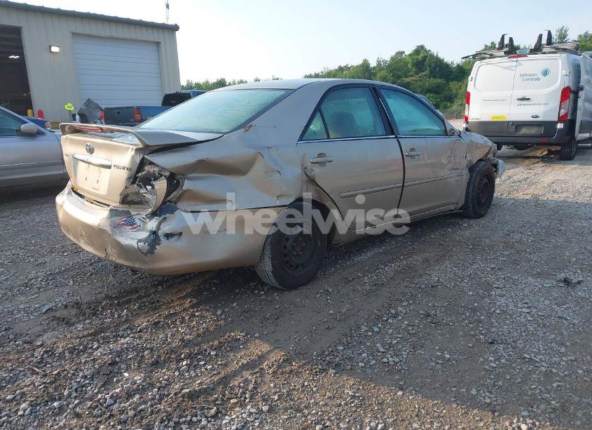 Photo 4 of 2003 Toyota Camry LE (VIN 4T1BE32K53U245928)