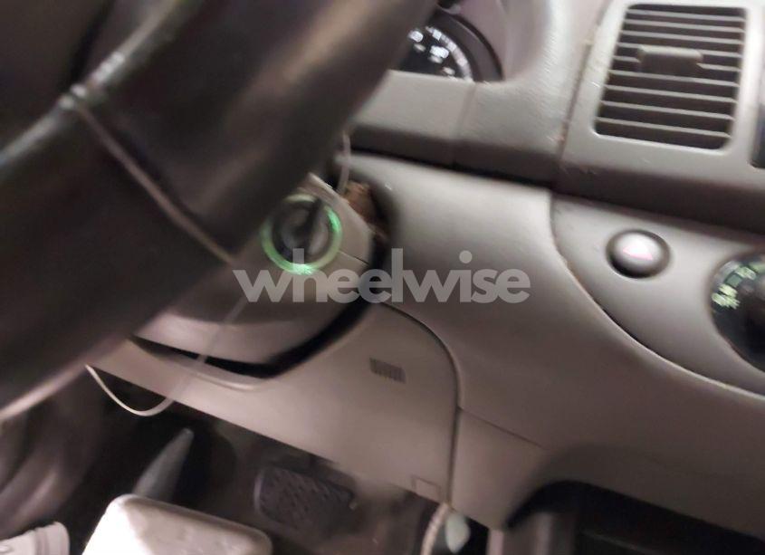 Photo 11 of 2003 Toyota Camry LE (VIN 4T1BE32K53U648369)