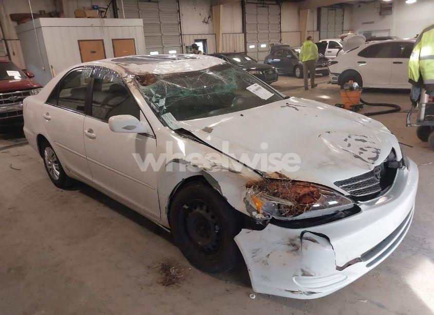 Photo 12 of 2003 Toyota Camry LE (VIN 4T1BE32K53U648369)