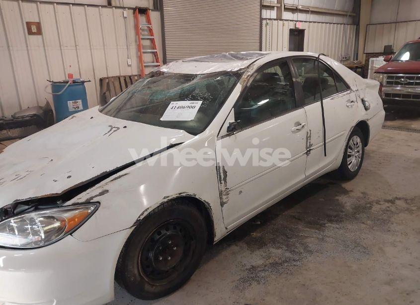 Photo 14 of 2003 Toyota Camry LE (VIN 4T1BE32K53U648369)