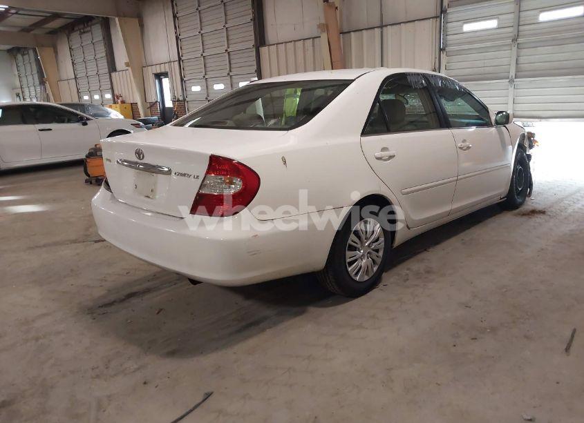 Photo 4 of 2003 Toyota Camry LE (VIN 4T1BE32K53U648369)