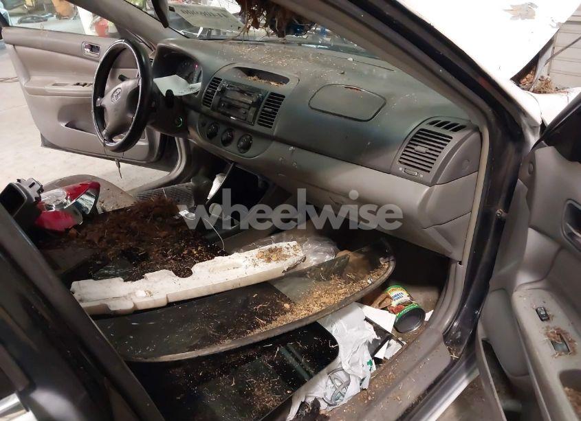 Photo 5 of 2003 Toyota Camry LE (VIN 4T1BE32K53U648369)