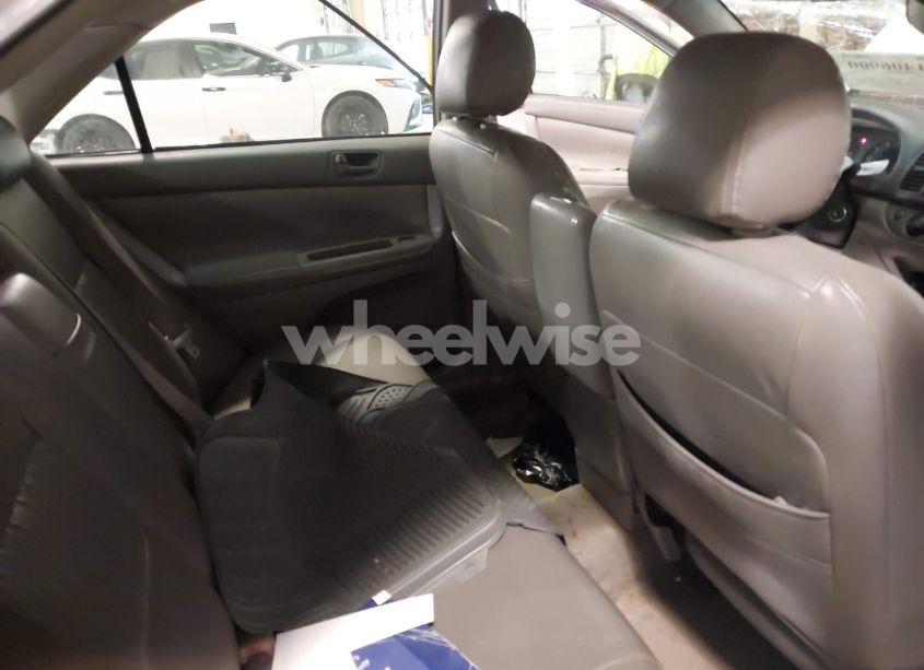 Photo 8 of 2003 Toyota Camry LE (VIN 4T1BE32K53U648369)