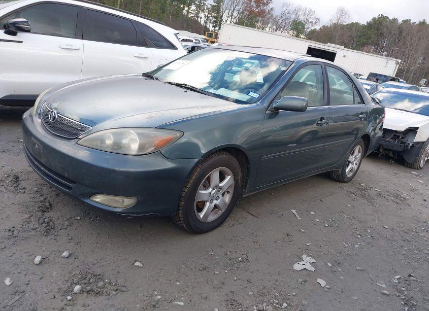 Photo 2 of 2003 Toyota Camry SE (VIN 4T1BE32K53U668556)