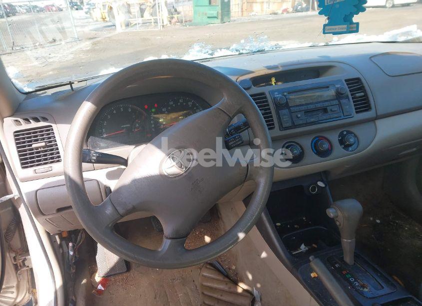 Photo 16 of 2003 Toyota Camry LE (VIN 4T1BE32K53U674485)